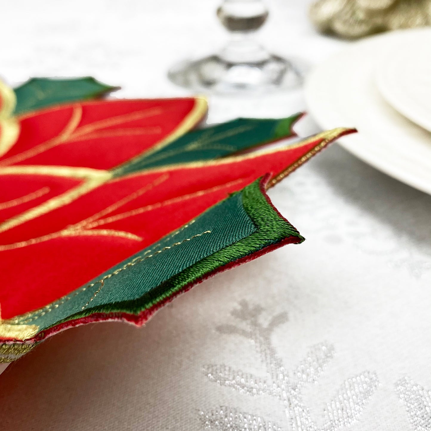 Set of 4 Christmas Poinsettia Embroidered Cutwork Round Placemats - Festive Red and Golden Winter Holiday New Year Floral Decor